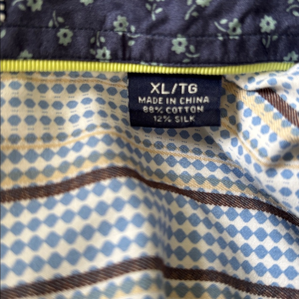 Tommy Bahama Isle About That Bass Button Down Shirt Size XL Relaxed Luxury - Picture 7 of 7